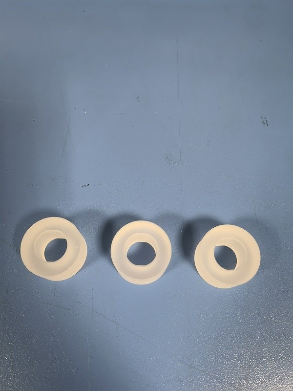 AT-Cut Quartz End Cap for Accurate Pressure Measurements in Environmental Monitoring